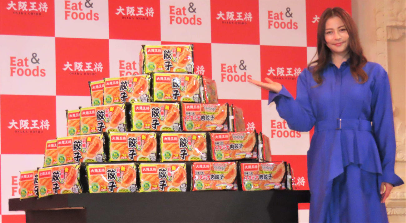 大阪王将新CM発表会に出席した香里奈