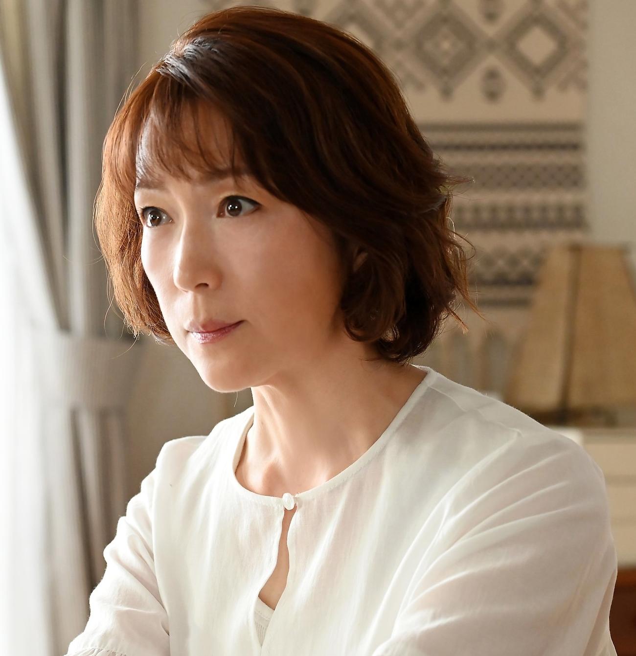 「この素晴らしき世界」に出演する若村麻由美（C）フジテレビ