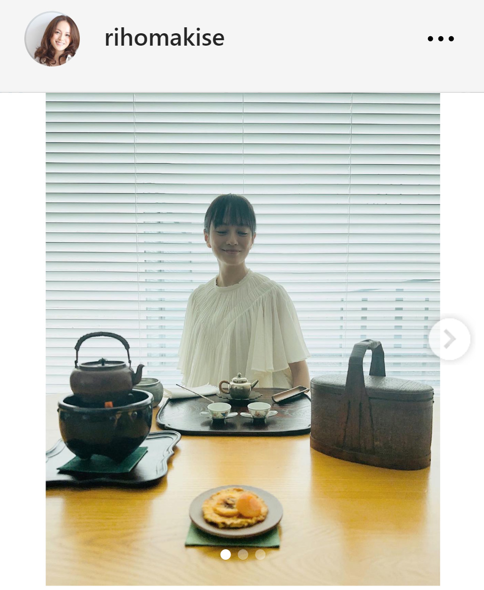 牧瀬里穂のインスタグラムから