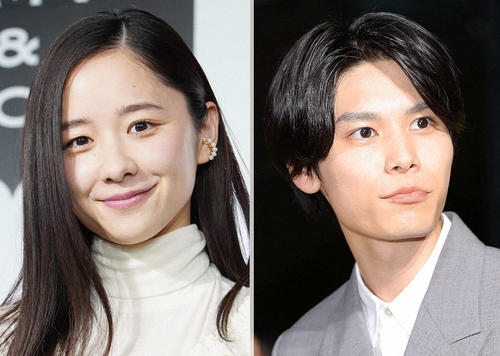 萩原利久と堀田真由が座った流木 乗ら