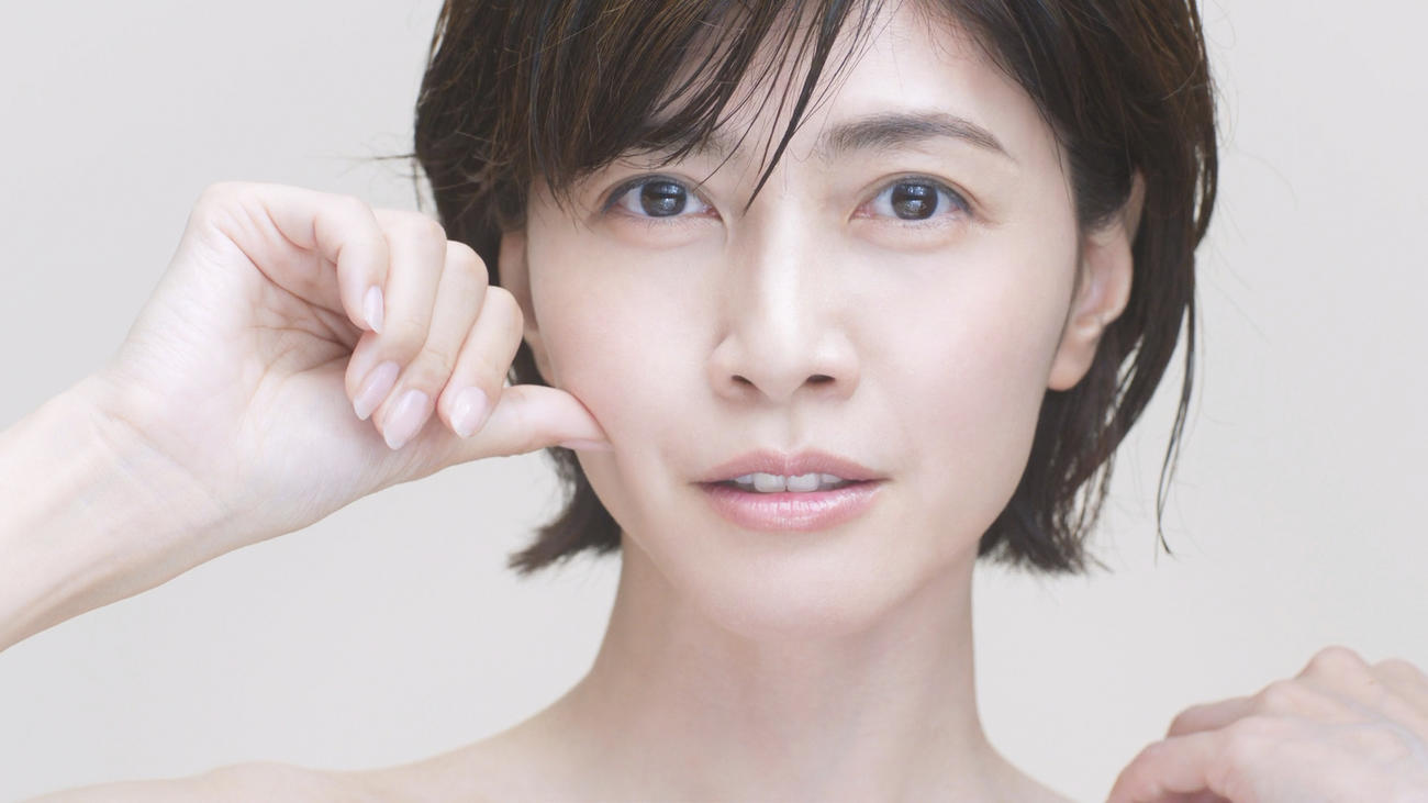 「ロート製薬」のCMに20年ぶりに出演する内田有紀