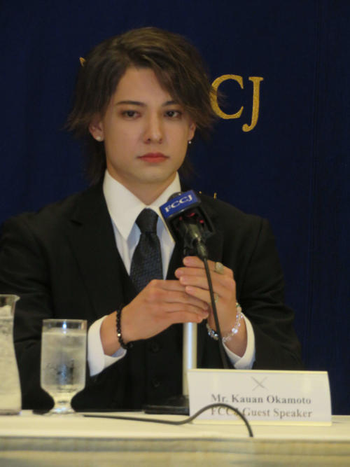 日本外国特派員協会で会見を開いたカウアン・オカモト氏(撮影・村上幸将)