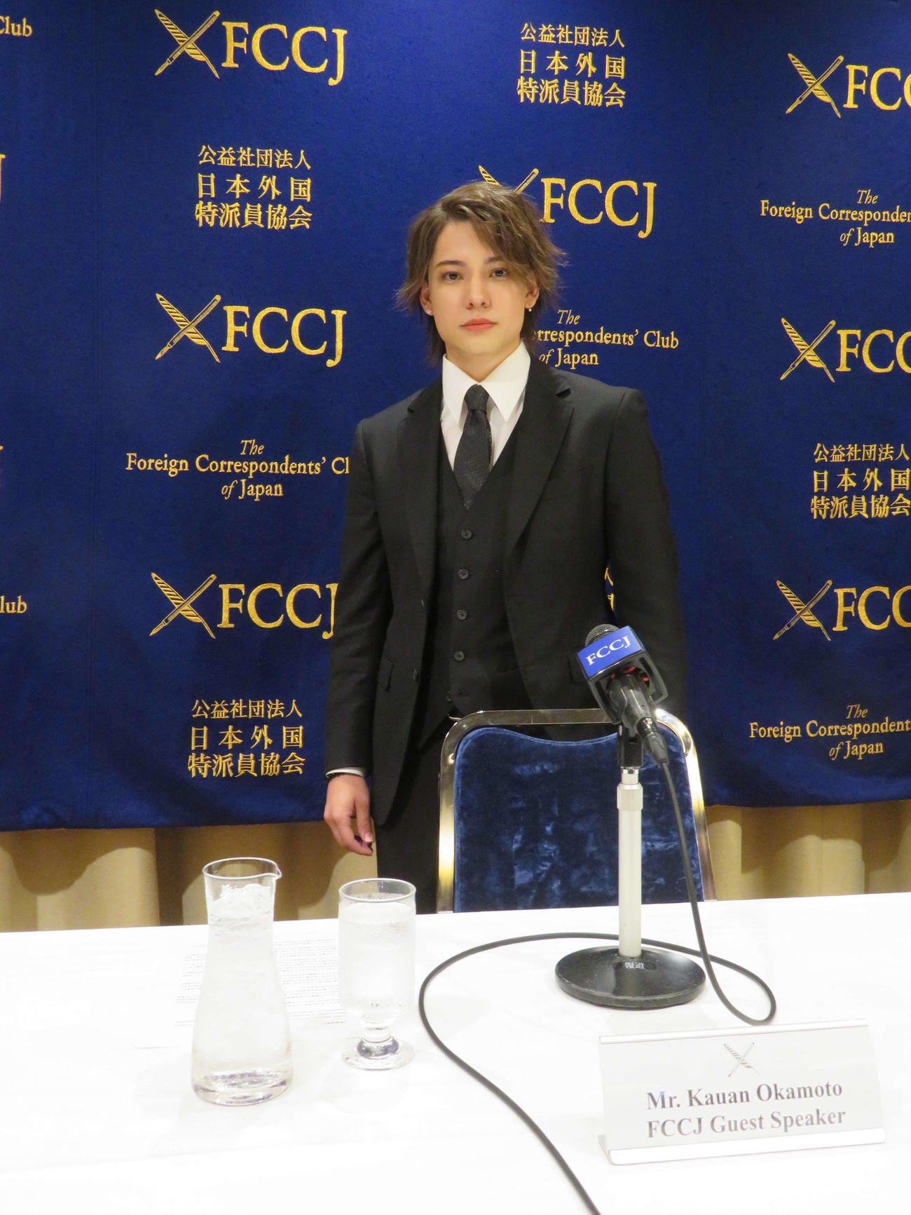 日本外国特派員協会で会見を開いたカウアン・オカモト氏（撮影・村上幸将）
