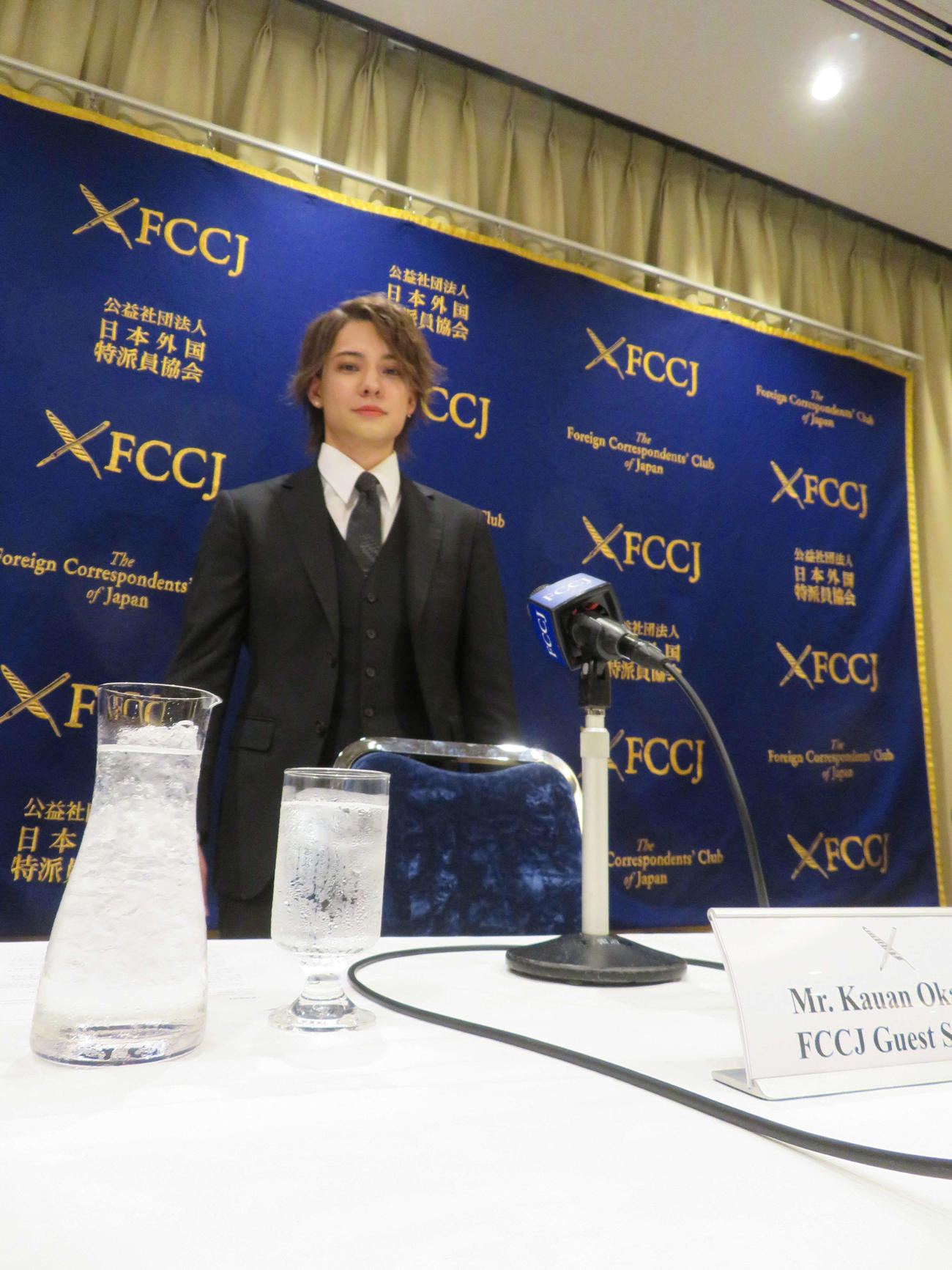 日本外国特派員協会で会見を開いたカウアン・オカモト氏（撮影・村上幸将）