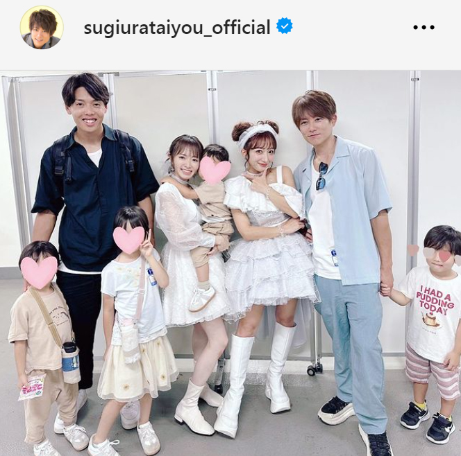 左から杉浦稔大氏、紺野あさ美、辻希美、杉浦太陽（杉浦太陽のインスタグラムから）