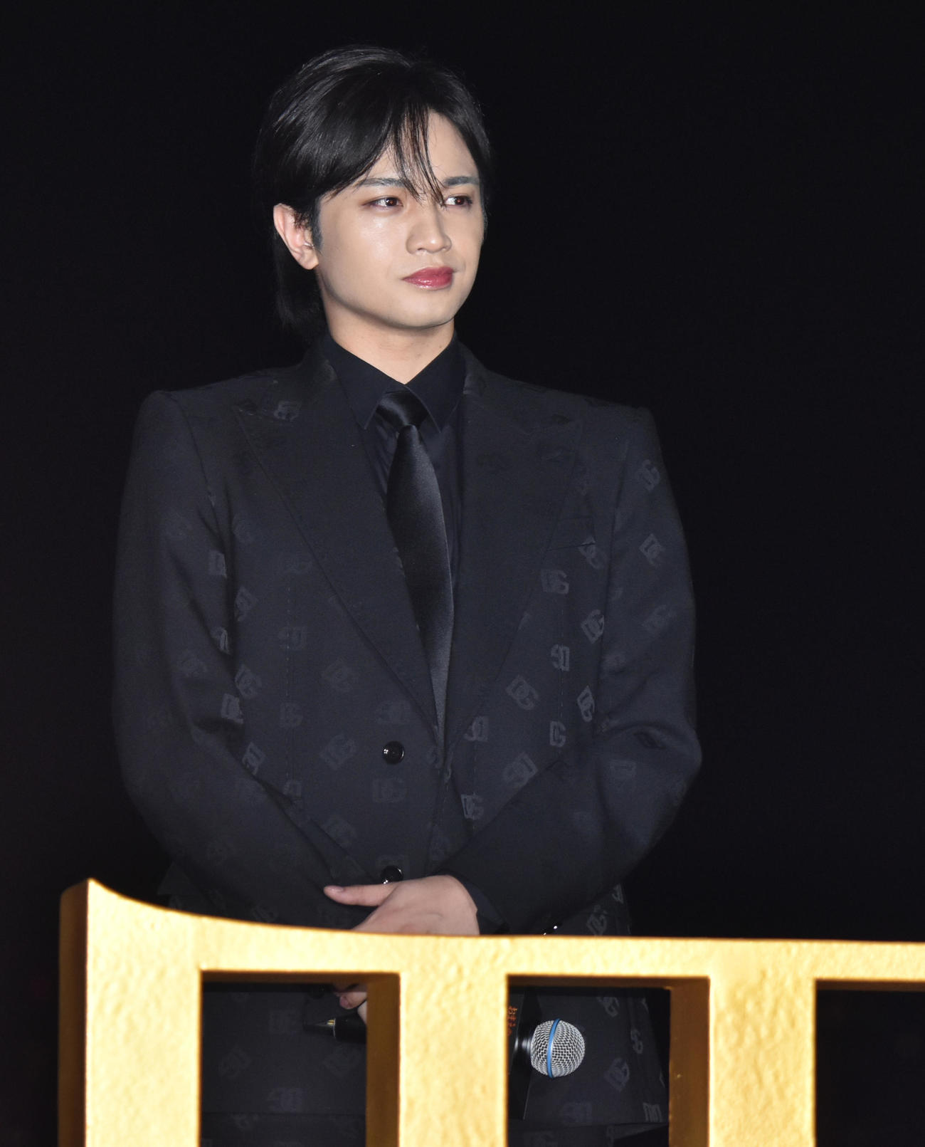 映画「おまえの罪を自白しろ」プレミアイベントに登壇したSexy Zone中島健人