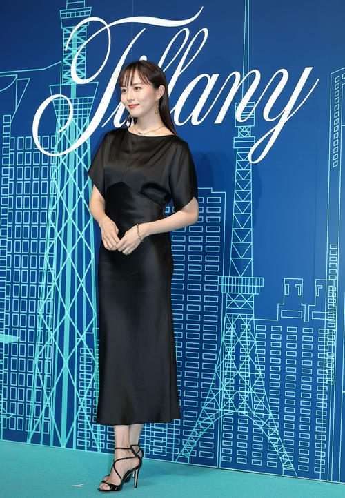 ティファニー表参道オープニングイベントに臨む比嘉愛未（撮影・河田真司）