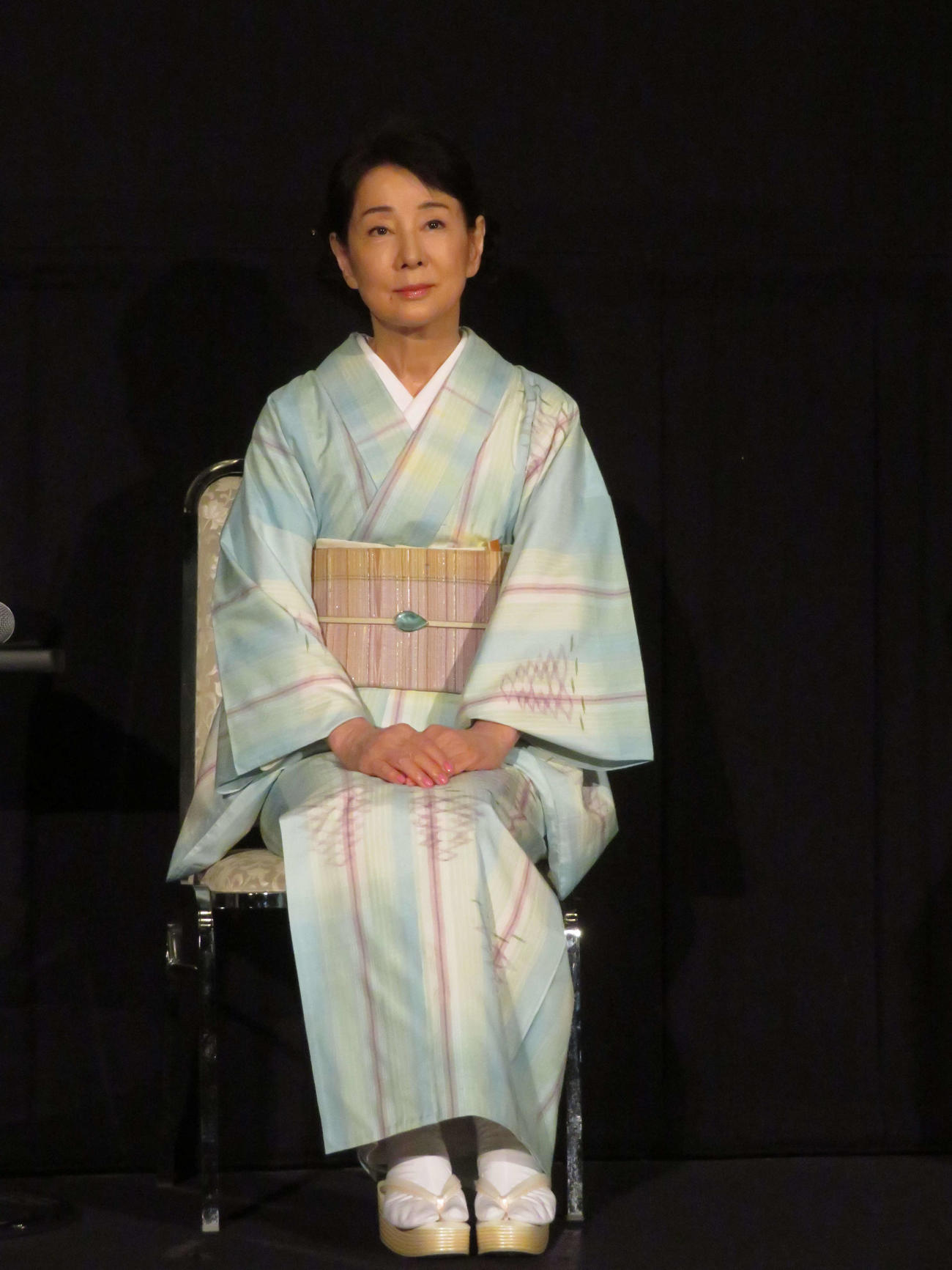 映画「こんにちは、母さん」公開中舞台あいさつに登壇した吉永小百合（撮影・村上幸将）