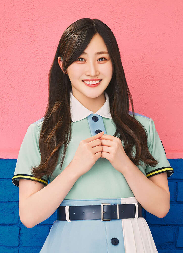 日向坂46潮紗理菜