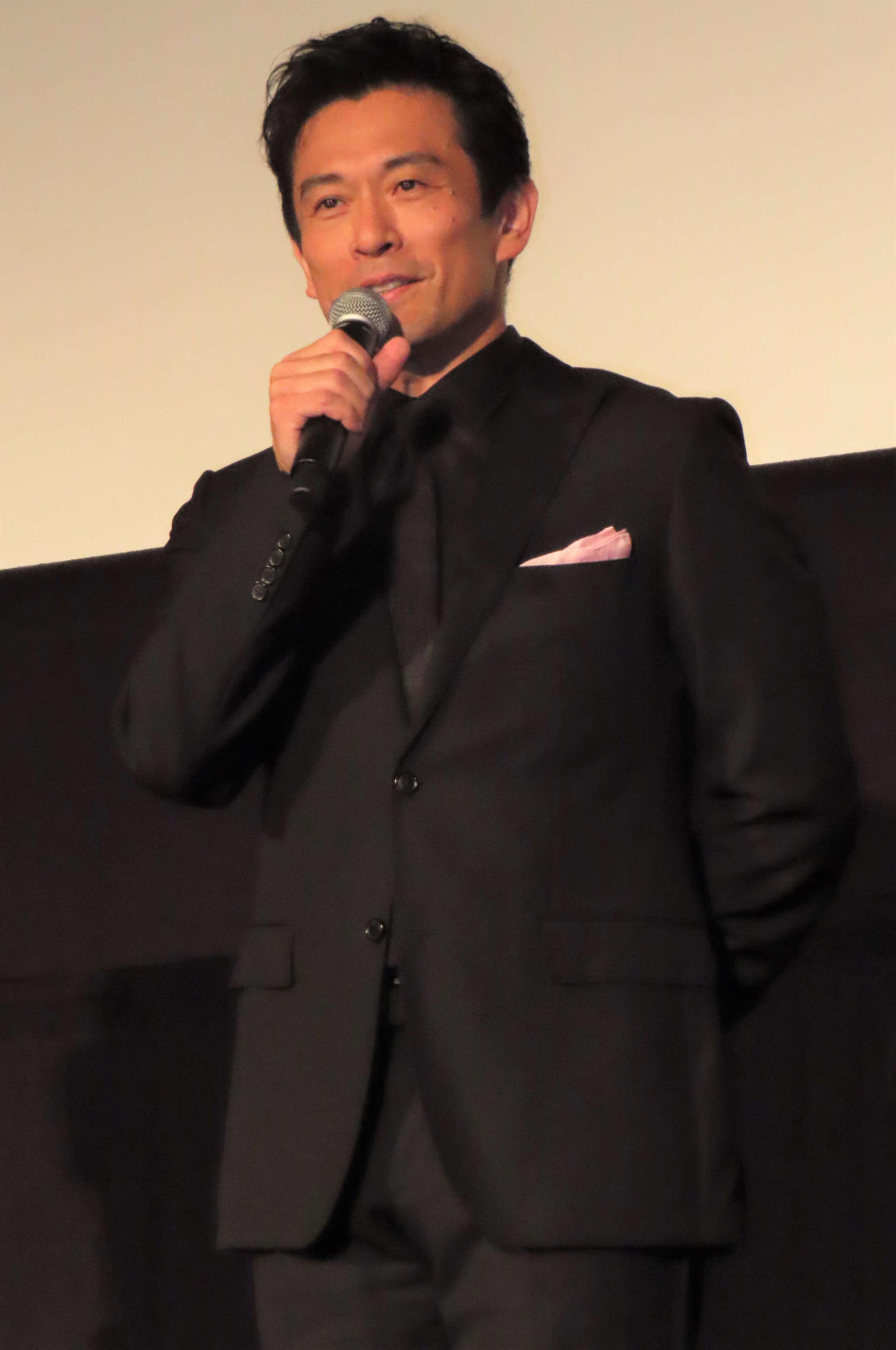 映画「春画先生」完成披露舞台あいさつに登壇した内野聖陽