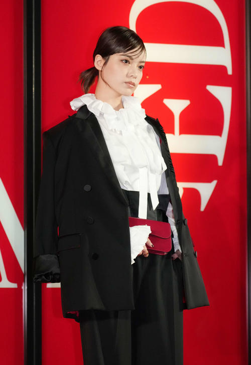「TIME UNLIMITEDーカルティエウオッチ時を超える」オープニングレセプションに来場した平手友梨奈（撮影・小沢裕）