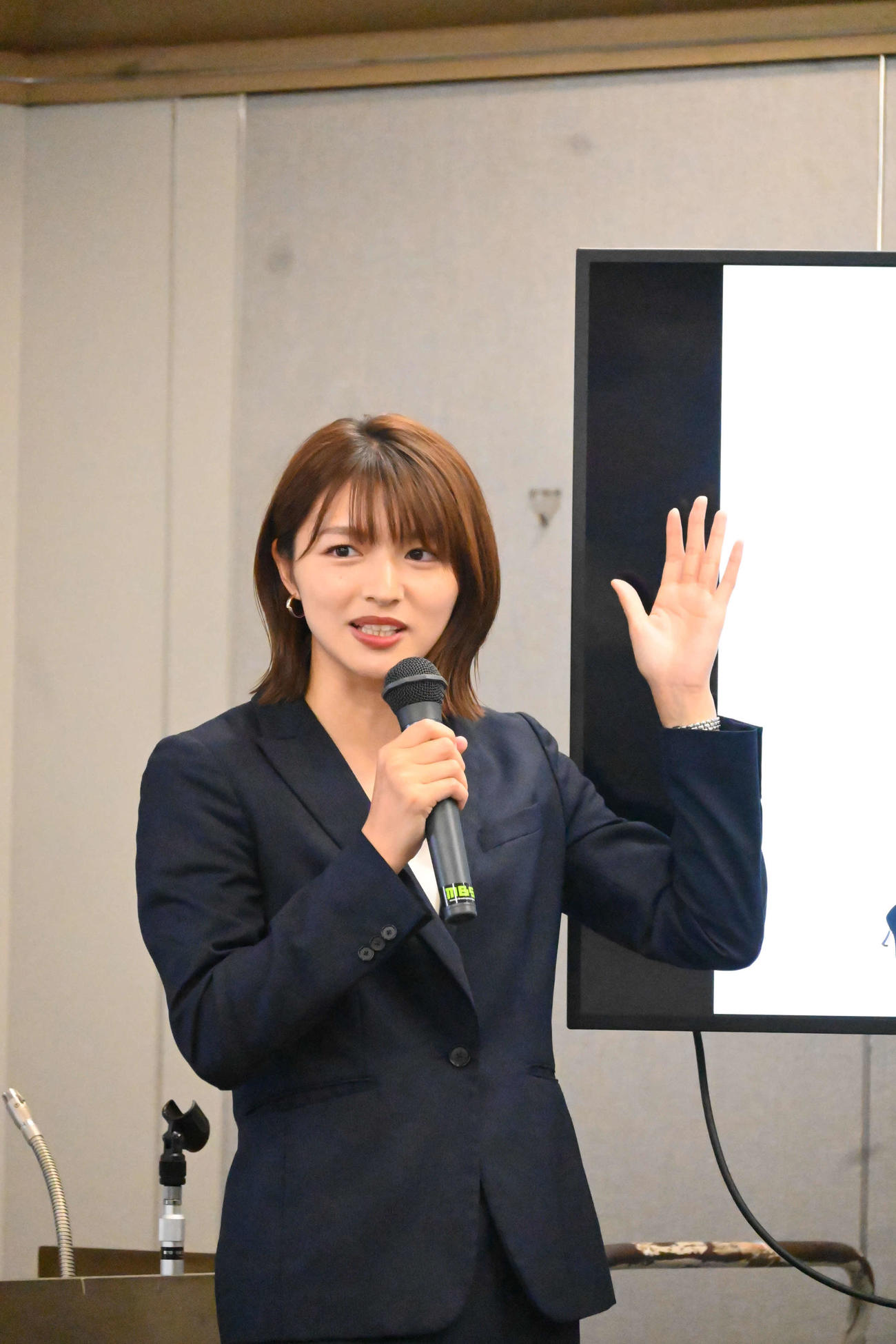 TBS系「サタデープラス」のMCを務める清水麻梛アナウンサー（撮影・松浦隆司）