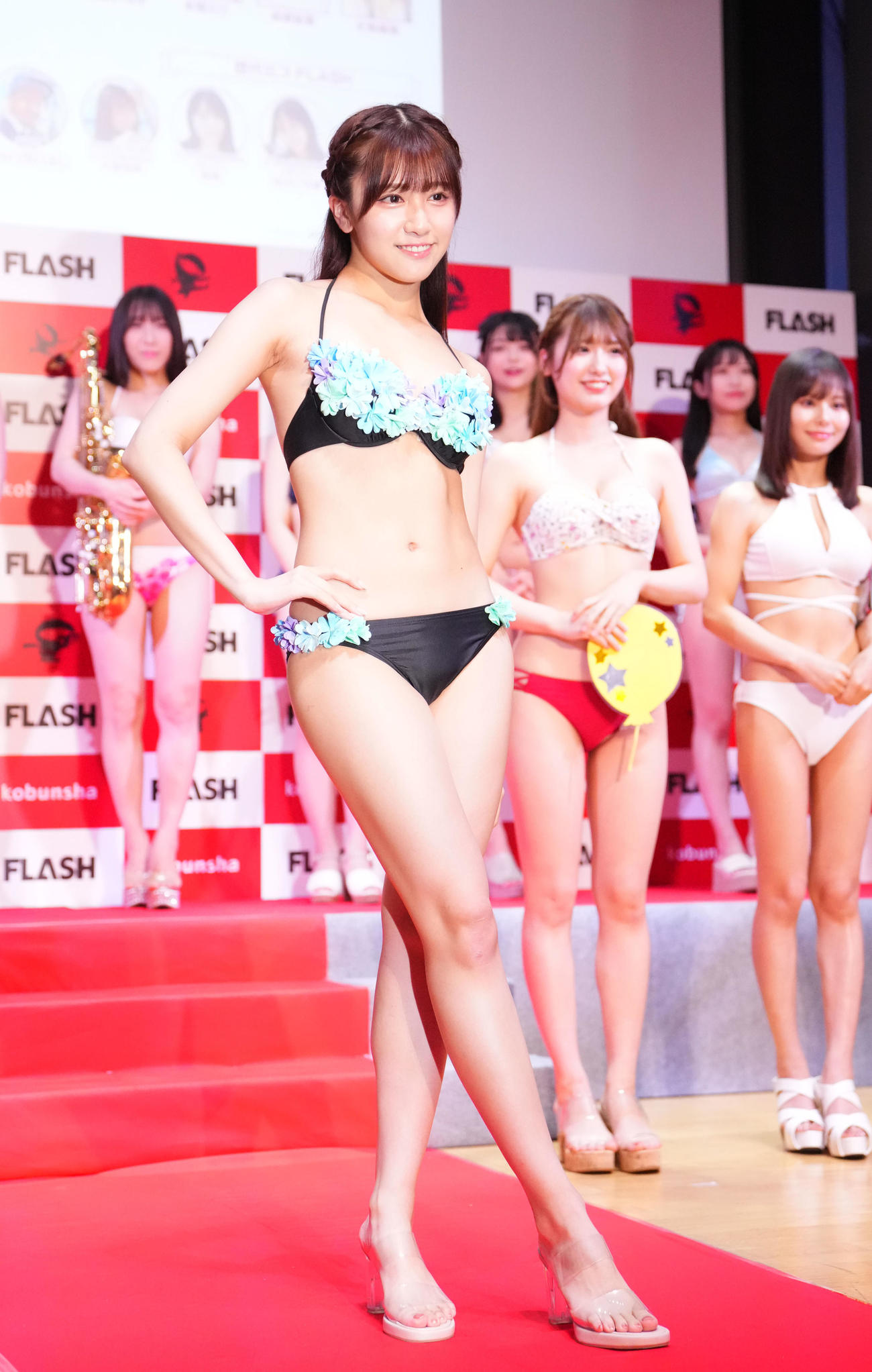 ミスFLASHファイナリストに選ばれた磯貝花音（撮影・横山健太）