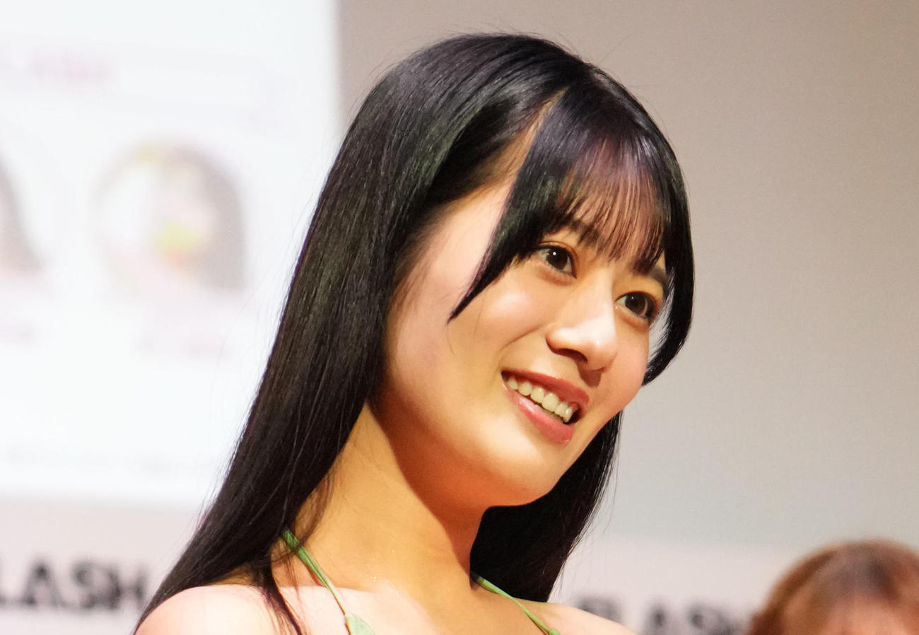 ミスFLASHファイナリストに選ばれた三葉ゆあ（撮影・横山健太）