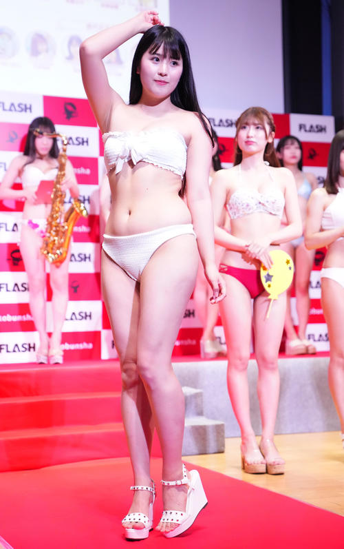 ミスFLASHファイナリストに選ばれた白石時(撮影・横山健太)