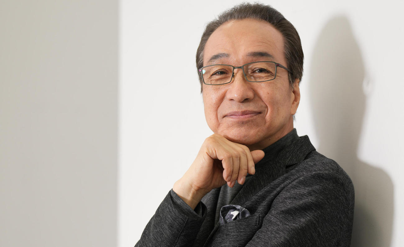 小日向文世（2022年3月撮影）