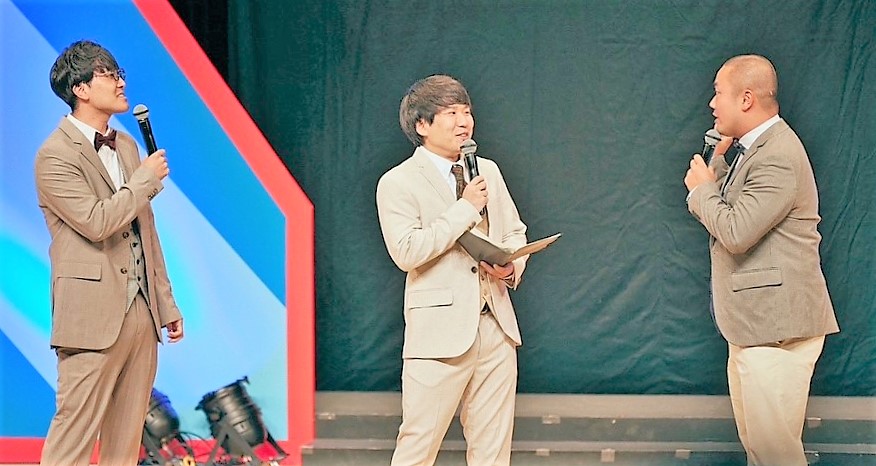 「ワタナベお笑いネタ祭りWELFES2023～supported by　にしたんクリニック～」に出演するハナコの左から菊田竜大、秋山寛貴、岡部大
