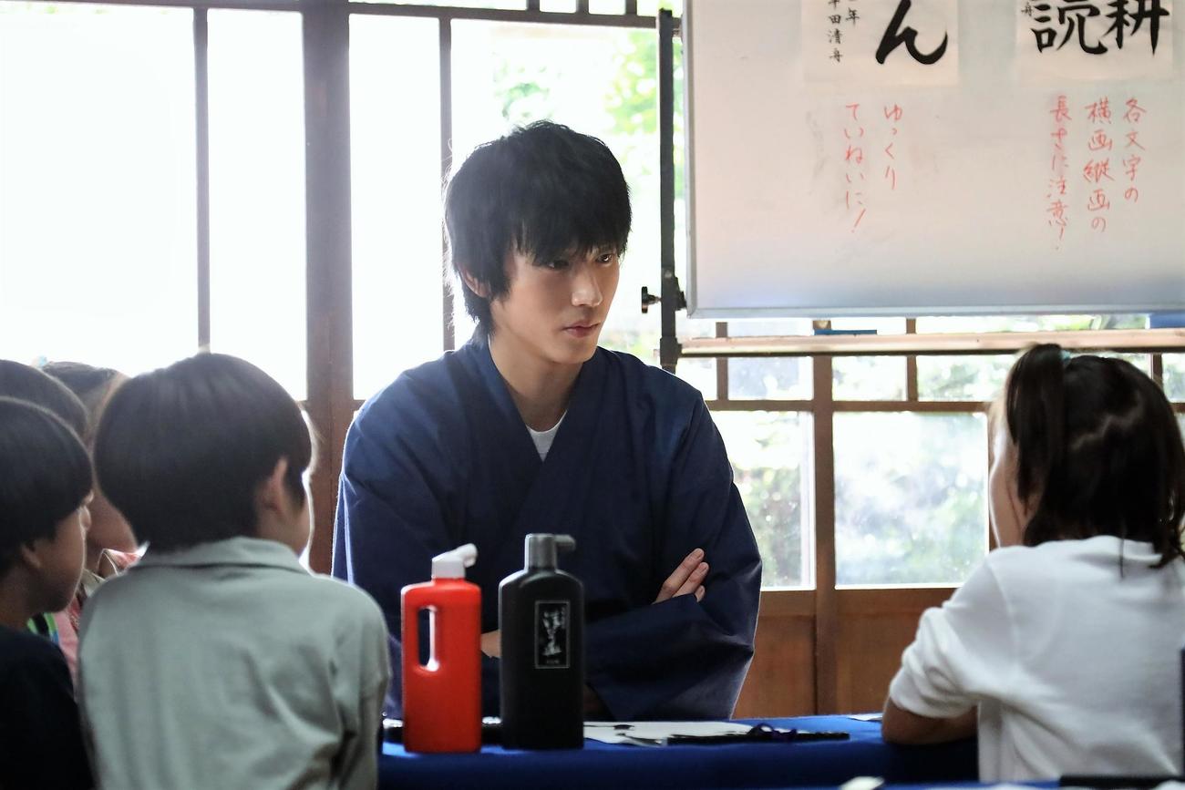 「ばらかもん」に出演する杉野遥亮（C）フジテレビ