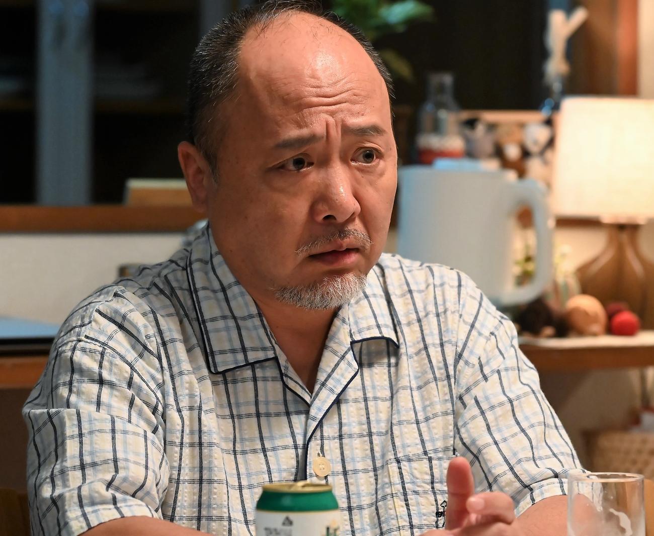 「この素晴らしき世界」に出演するマキタスポーツ（C）フジテレビ