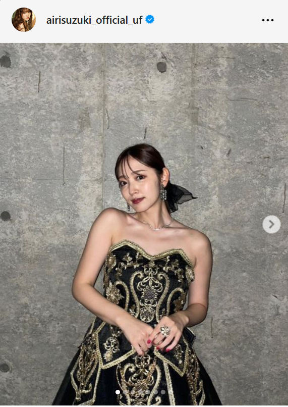 鈴木愛理のインスタグラムから