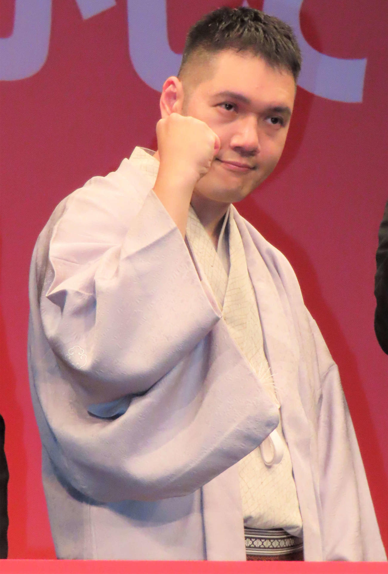 映画「アントニオ猪木をさがして」完成披露試写会のアフタートークに出席した神田伯山