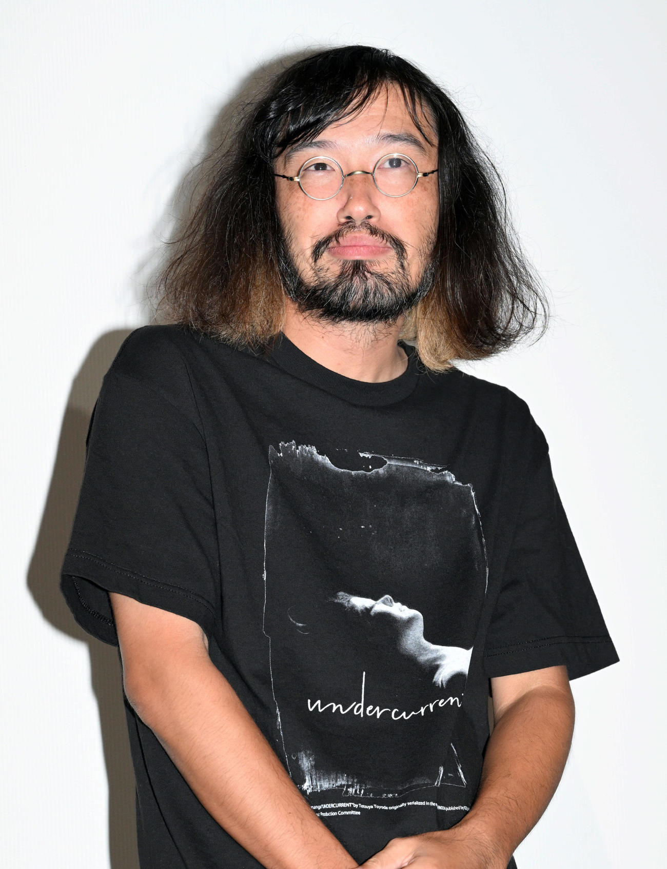 映画「アンダーカレント」完成披露上映会の舞台あいさつに登壇した泉力哉監督（撮影・たえ見朱実）