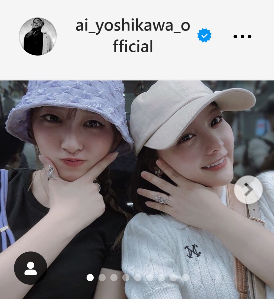 吉川愛（左）と齊藤なぎさのツーショット（吉川愛のインスタグラムから）