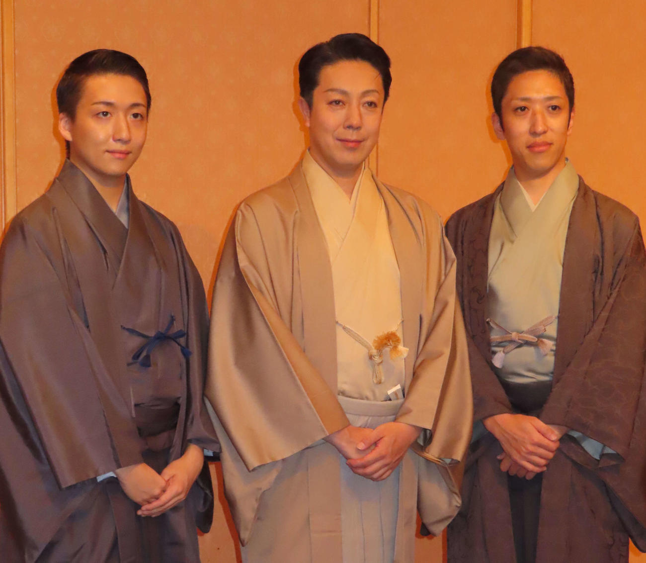 国立劇場10月歌舞伎公演「『妹背山婦女庭訓』第2部」の取材会に出席した、左から中村米吉、尾上菊之助、中村梅枝