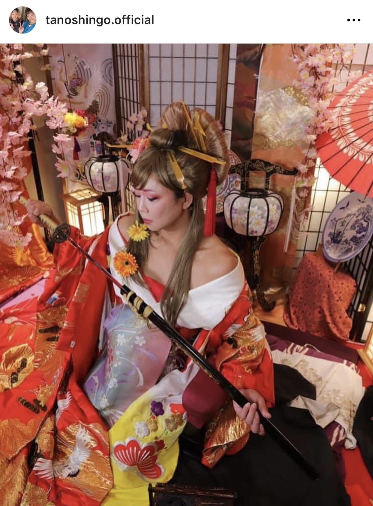花魁道中に変身した楽しんご（楽しんごのインスタグラムから）