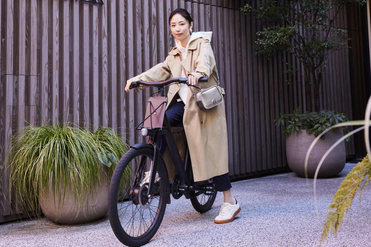 Cole Haanのブランドミューズに起用されたMEGUMI
