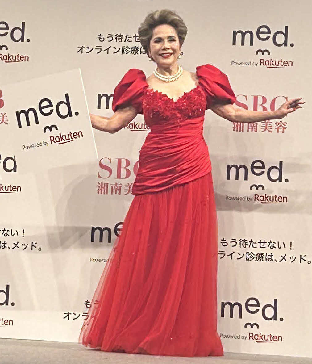 25日、オンライン診療サービス「アイメッド『med．（メッド）』グランドオープン＆CM発表会」に出席したデヴィ夫人（撮影・松尾幸之介）