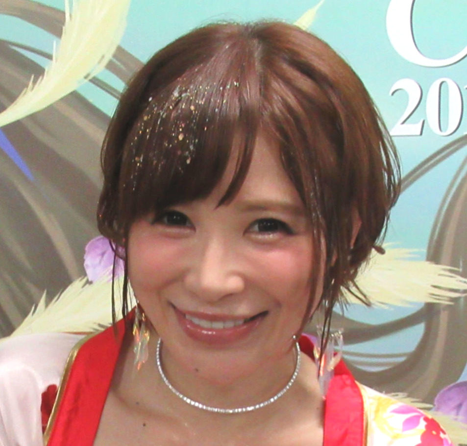 手島優（2019年8月撮影）