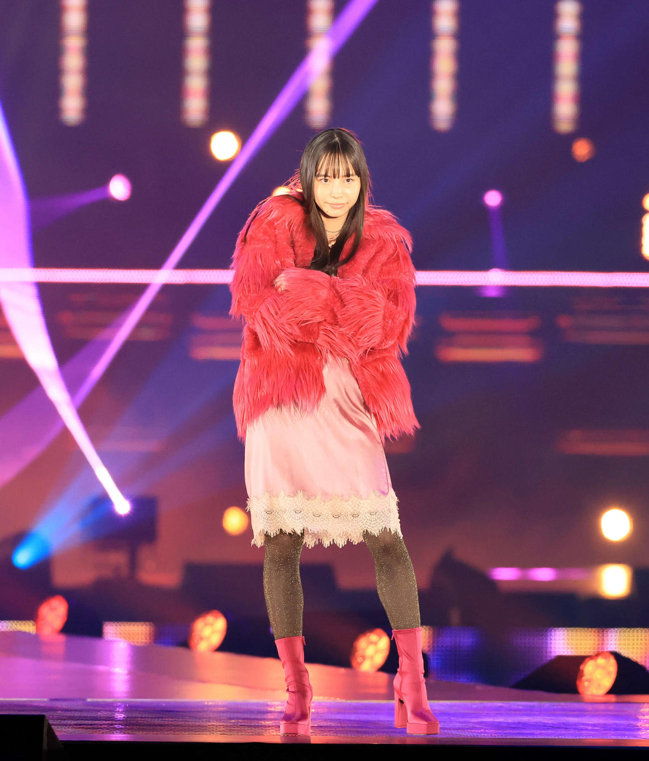 「Rakuten GirlsAward 2023 A／W」に登場した井桁弘恵（撮影・浅見桂子）