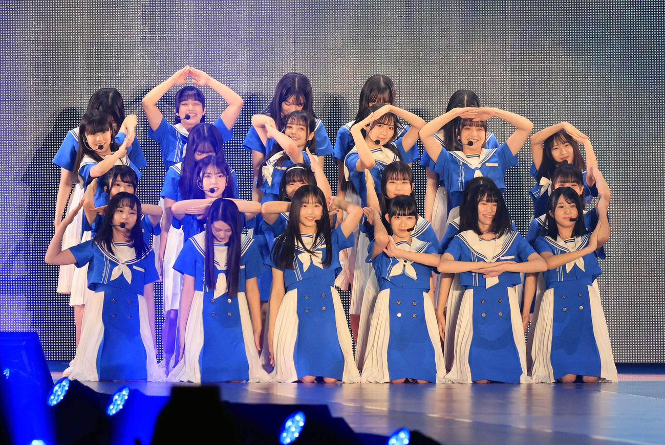 「Rakuten GirlsAward 2023 A／W」に登場した、僕が見たかった青空（撮影・浅見桂子）