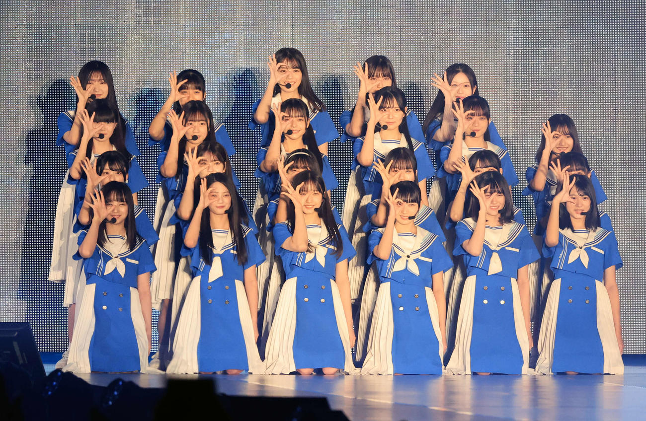 「Rakuten GirlsAward 2023 A／W」に登場した、僕が見たかった青空（撮影・浅見桂子）