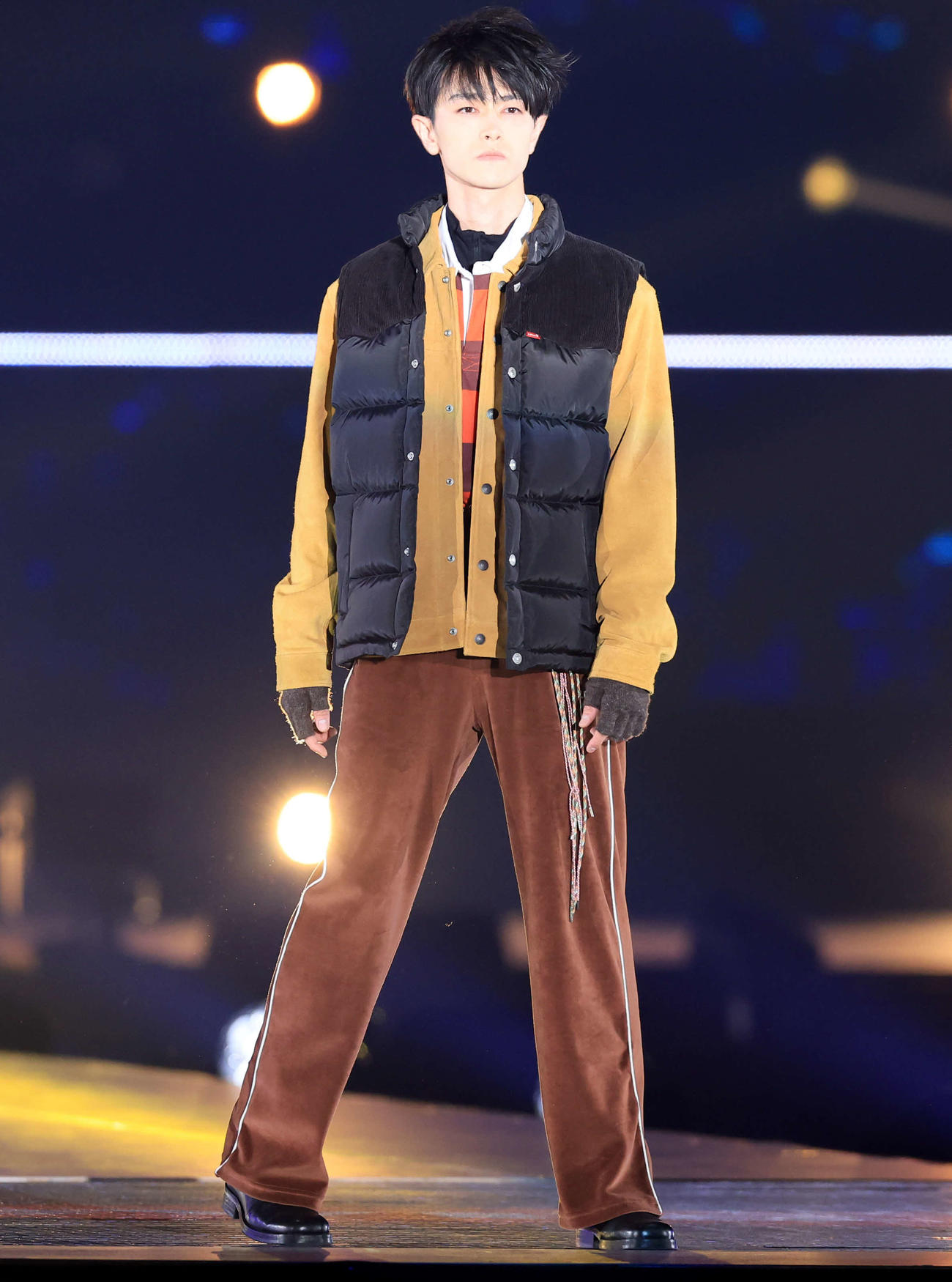「Rakuten GirlsAward 2023 A／W」に登場した岩上隼也（撮影・浅見桂子）