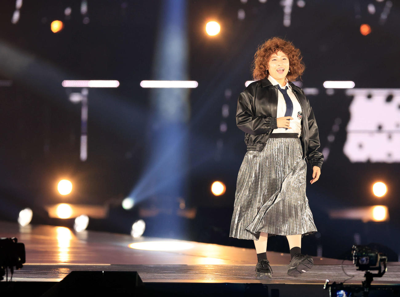 「Rakuten GirlsAward 2023 A／W」に登場した丸山礼（撮影・浅見桂子）
