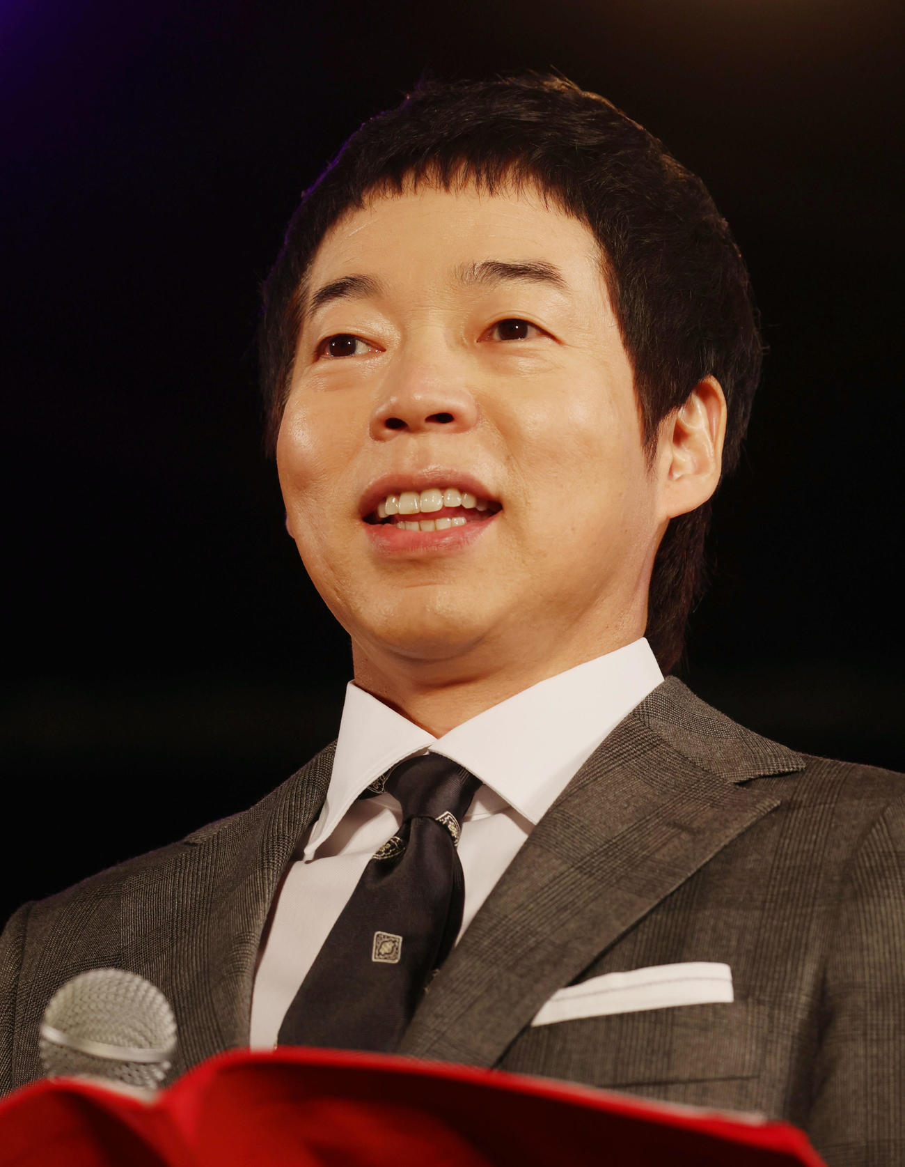 読売テレビのバラエティー「今田耕司のネタバレMTG」MCる今田耕司（2022年撮影）