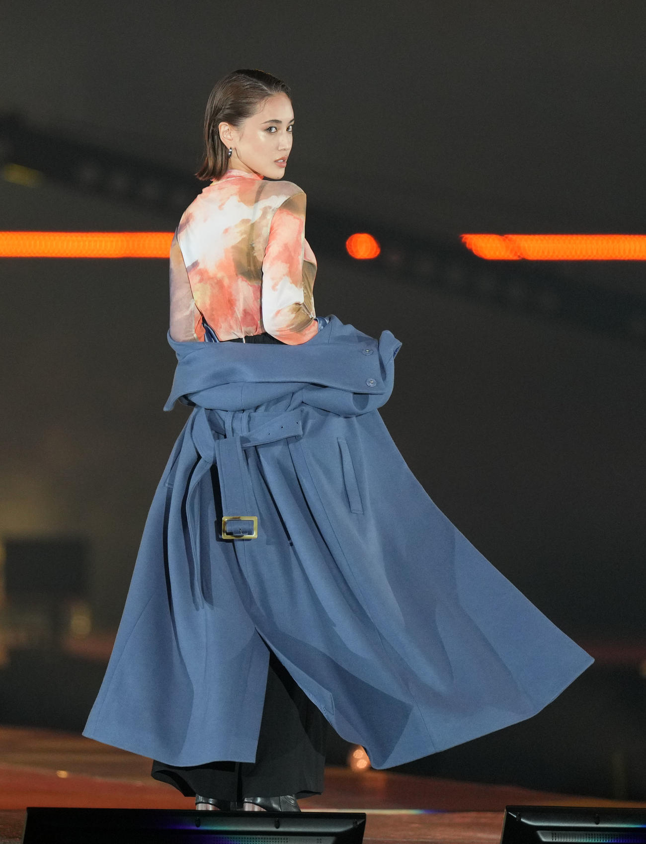 「Rakuten GirlsAward 2023 A／W」に登場した藤井夏恋（撮影・横山健太）