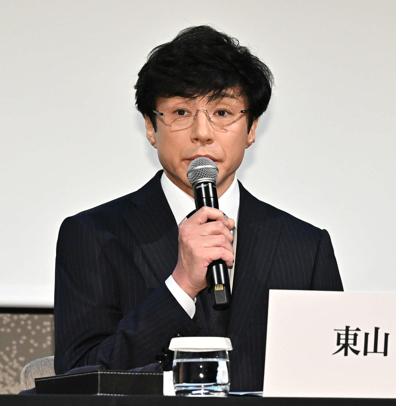 会見する東山紀之社長（撮影・滝沢徹郎）