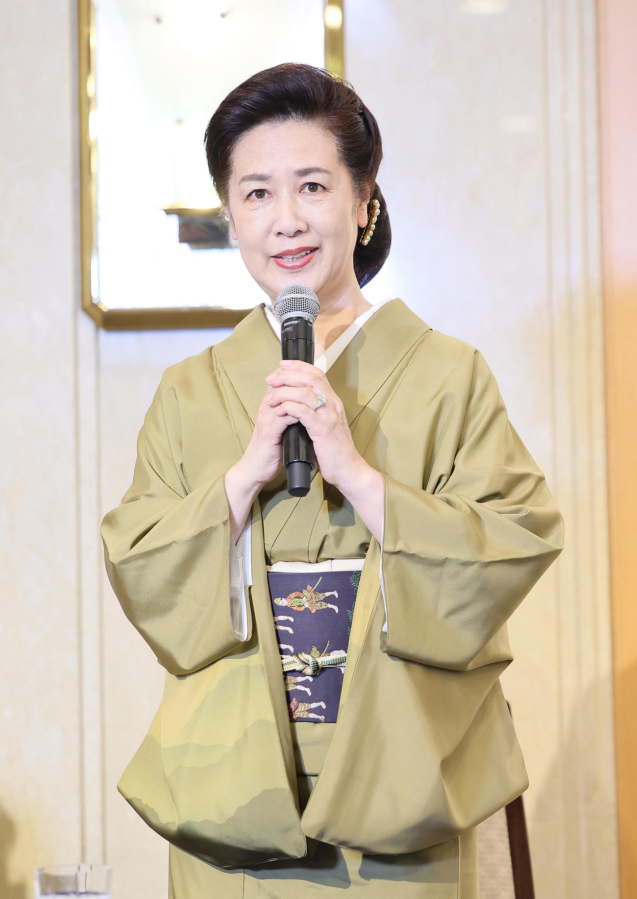 発表会に登壇した名取裕子（撮影・足立雅史）