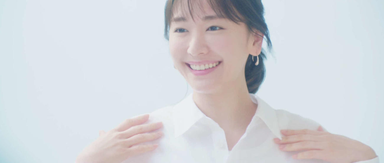 「ソフラン　アロマリッチ」の新テレビCM「よきかな」篇に出演した新垣結衣