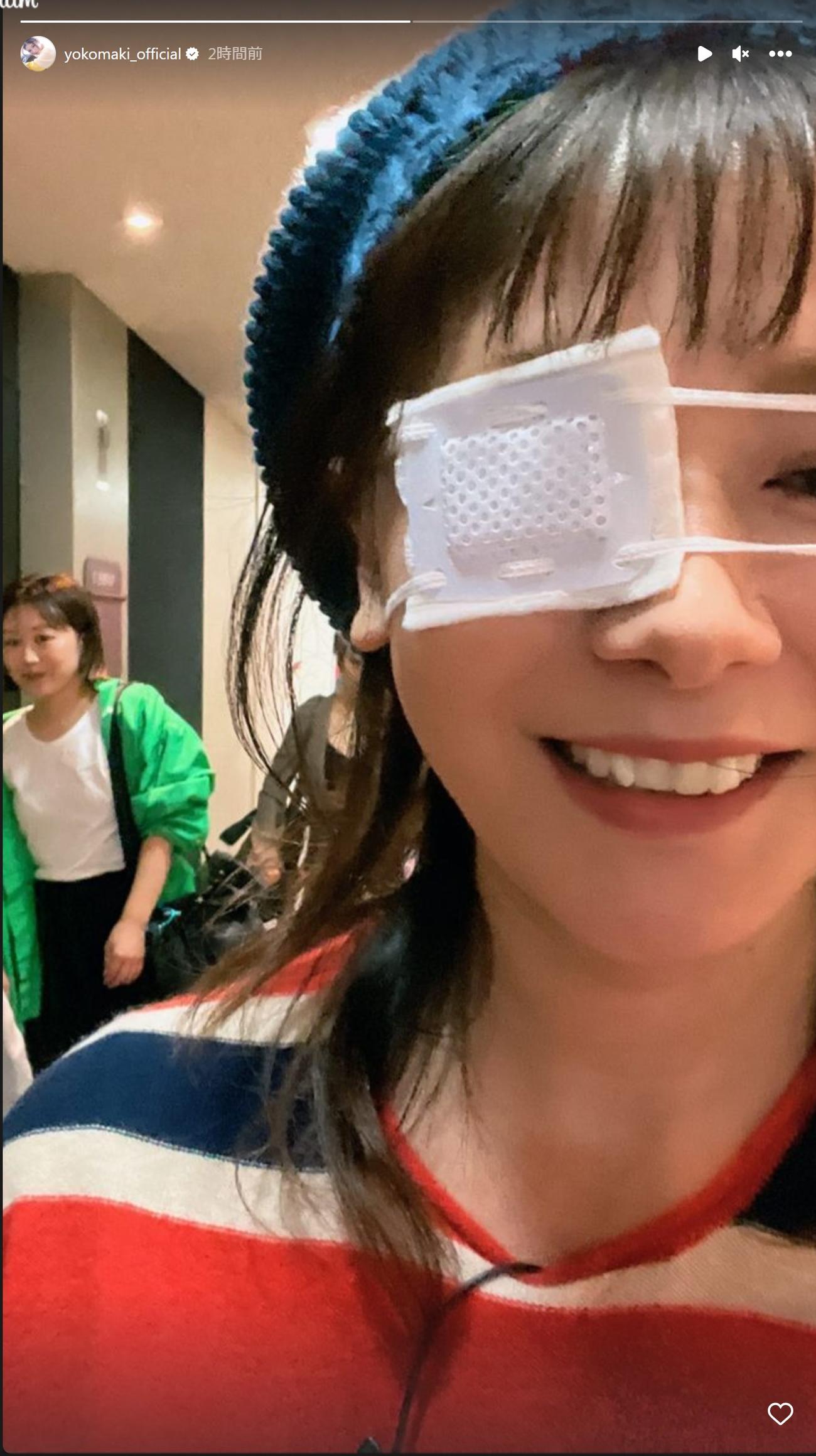 眼帯姿の真木よう子（真木よう子のインスタグラムから）