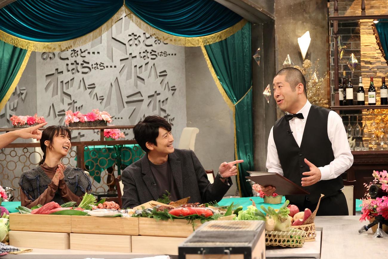 「オドオド×ハラハラ」に出演する、左から上白石萌歌、向井理、澤部佑（C）フジテレビ