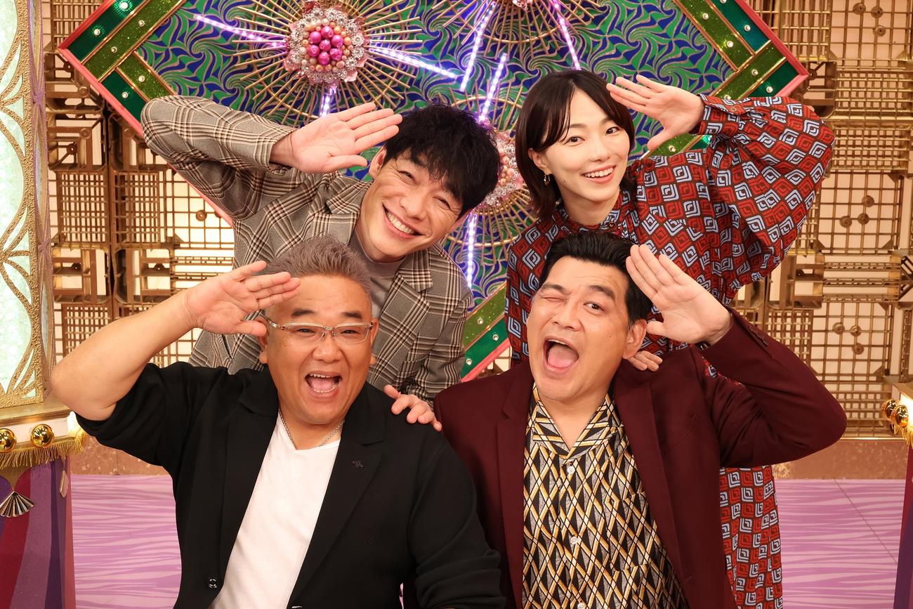 「ウワサのお客さま」に出演する、左上から時計回りに川島明、雨宮萌果、富澤たけし、伊達みきお（C）フジテレビ