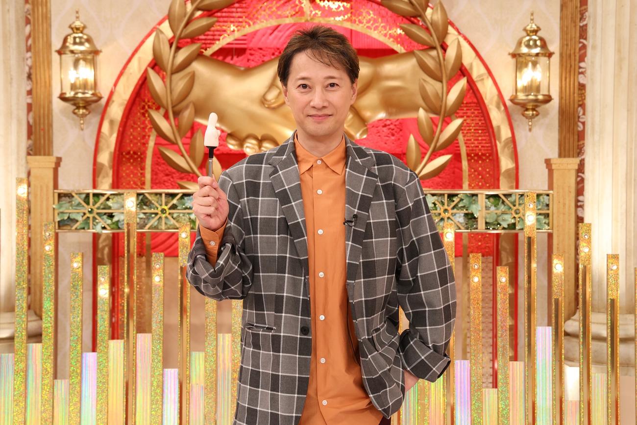 「中居正広の芸能人！お友達呼んで来ましたグランプリ」に出演する中居正広（C）フジテレビ