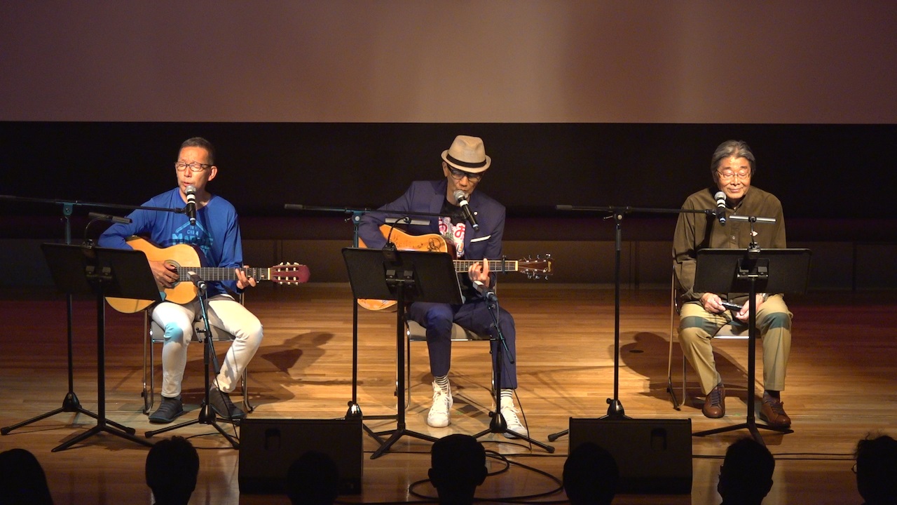 「らじお　de Show」を開いた、左から松本秀夫、上柳昌彦、高嶋ひでたけ