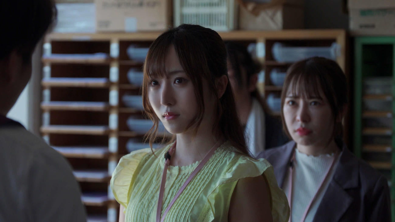 TOKYO MX2の永井結菜とのダブル主演ドラマ「ワンハウス2」での矢作有紀奈（中央）
