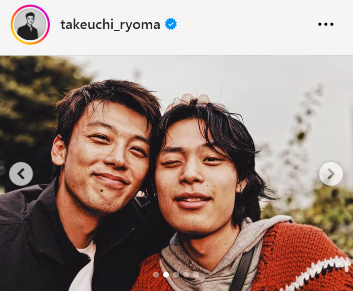 竹内涼真（左）と竹内唯人（竹内涼真のインスタグラムから）