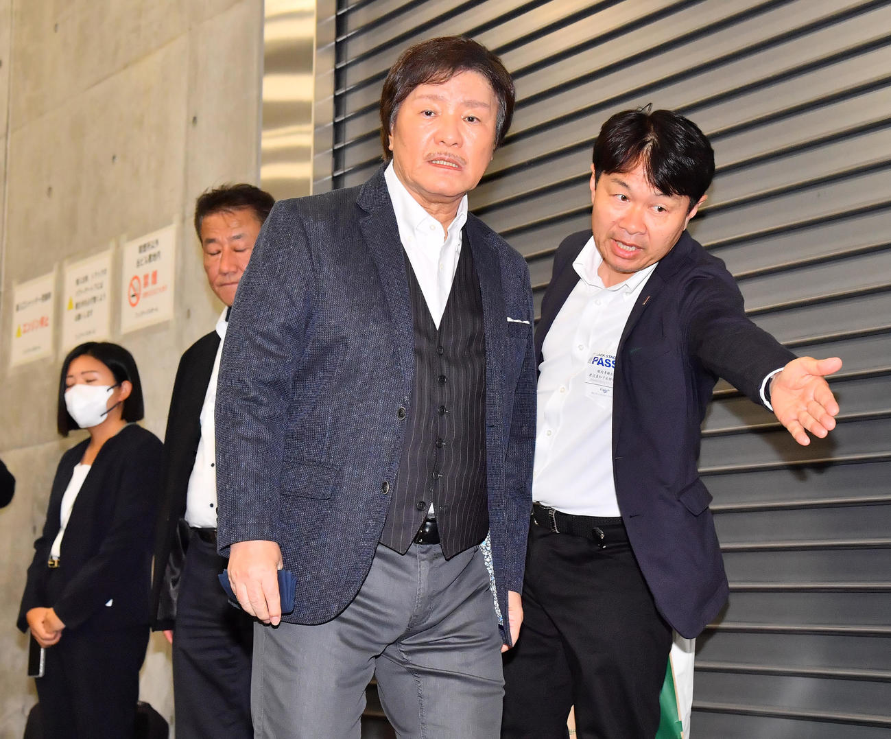 コンサート終了後に会見を行った堀内孝雄（撮影・清水貴仁）